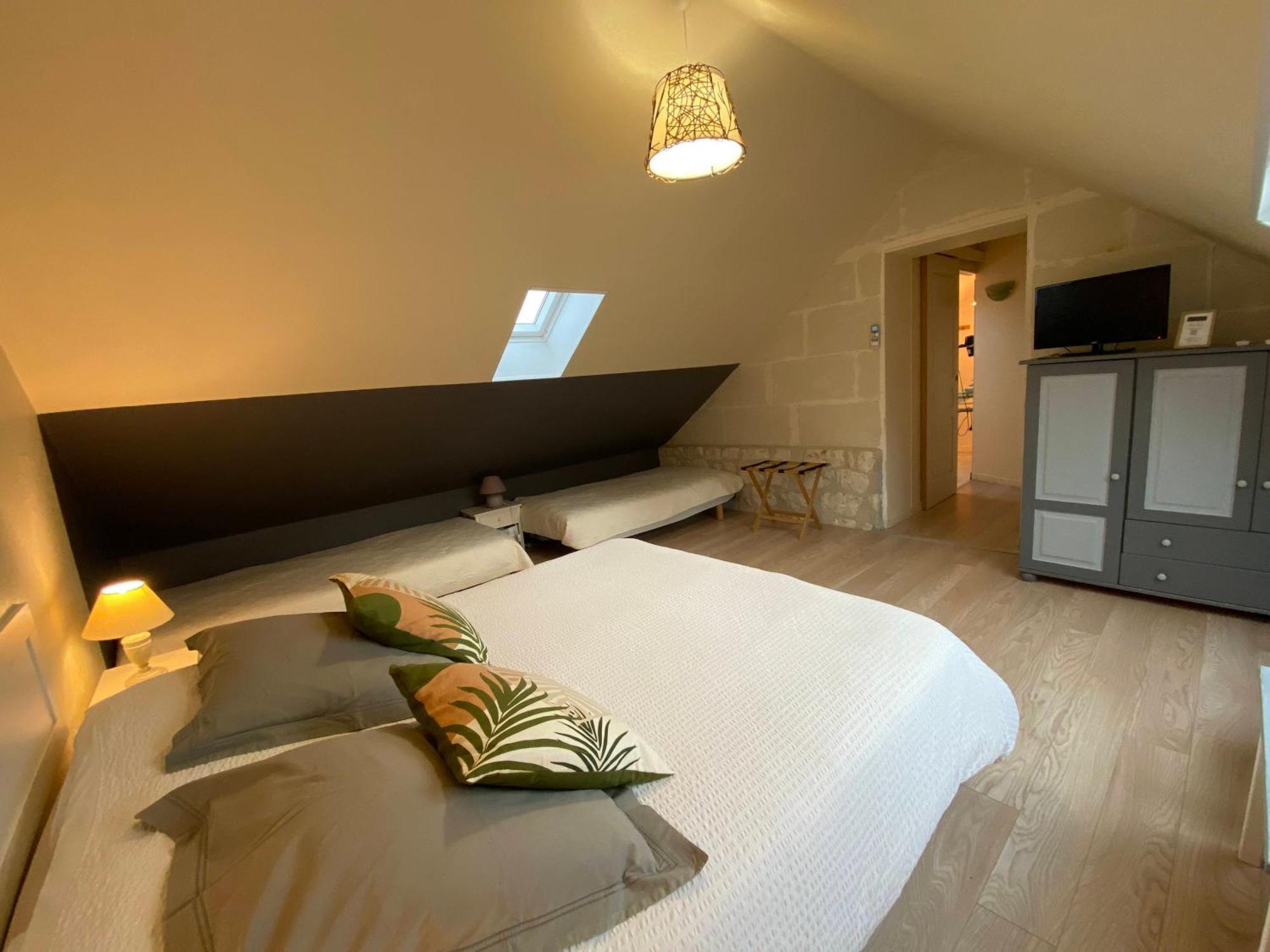 Les Mariniers Chambres D'Hotes -Guest House - Bain Nordique En Option Mareuil-sur-Cher Exteriör bild